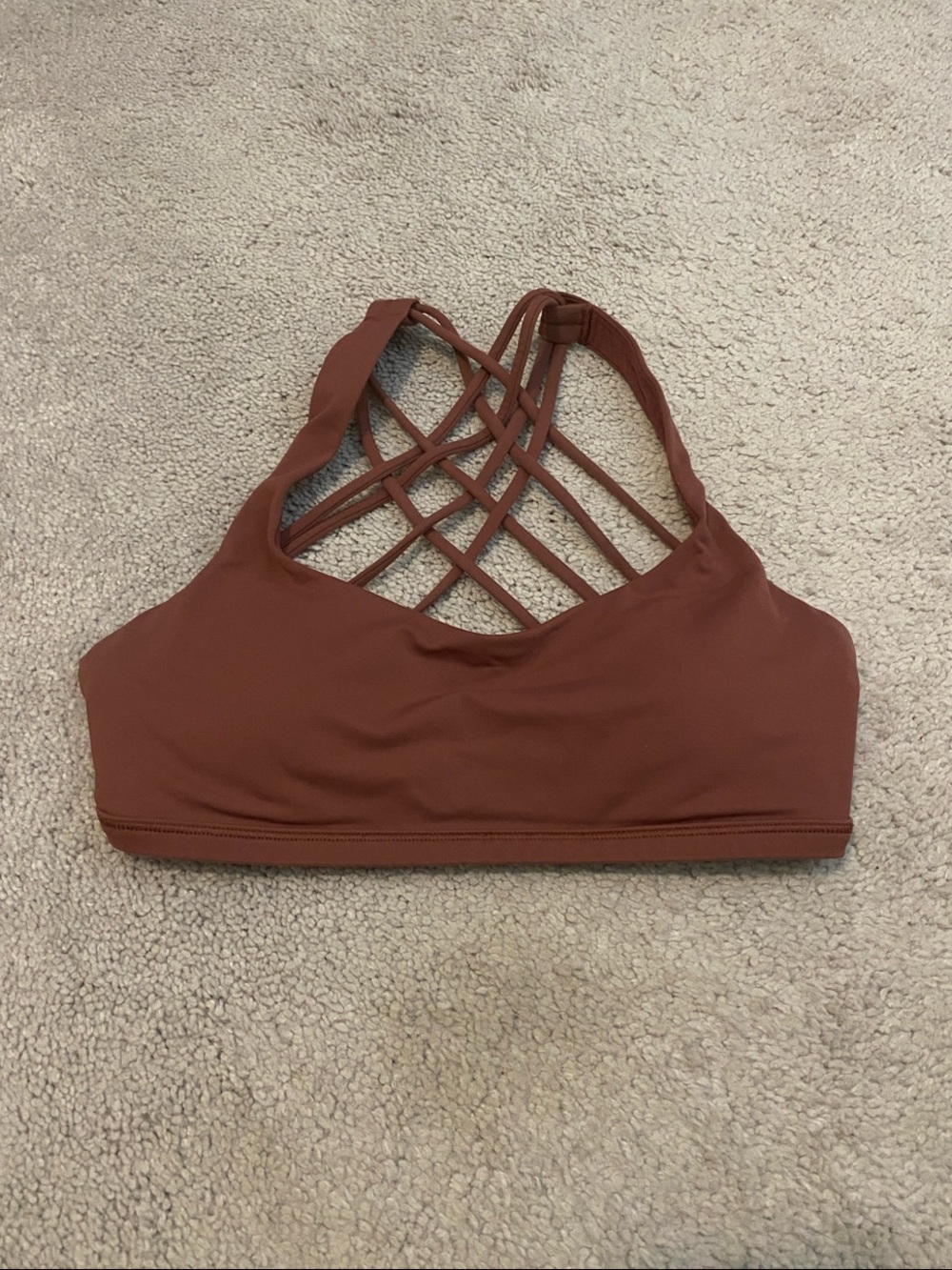 Lululemon Free to Be bra